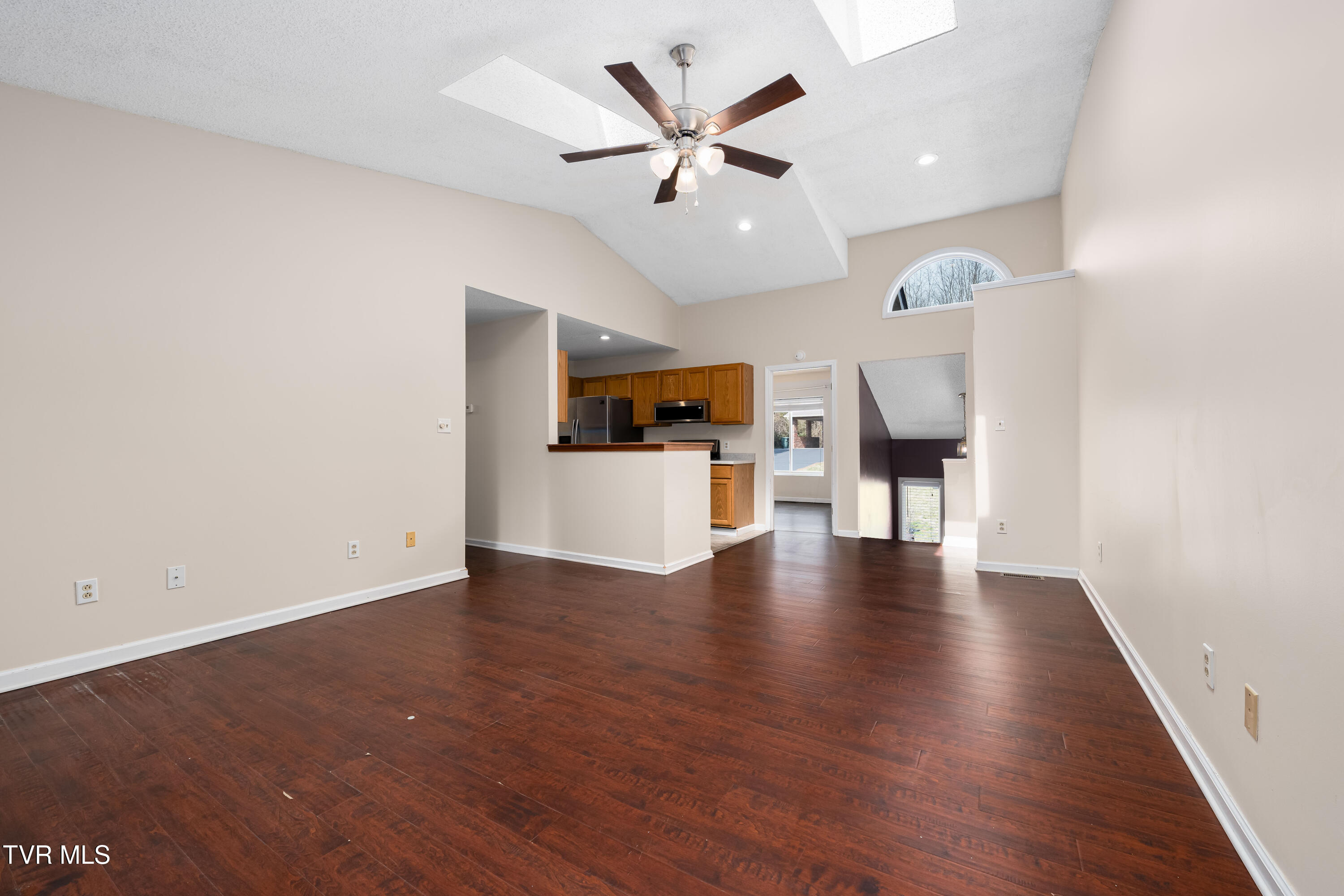 105 Cedar Grove Road, Unit 5 Johnson City, TN 37601 - Photo 10 of 34 105 Cedar Grove Rd (15 of 34)