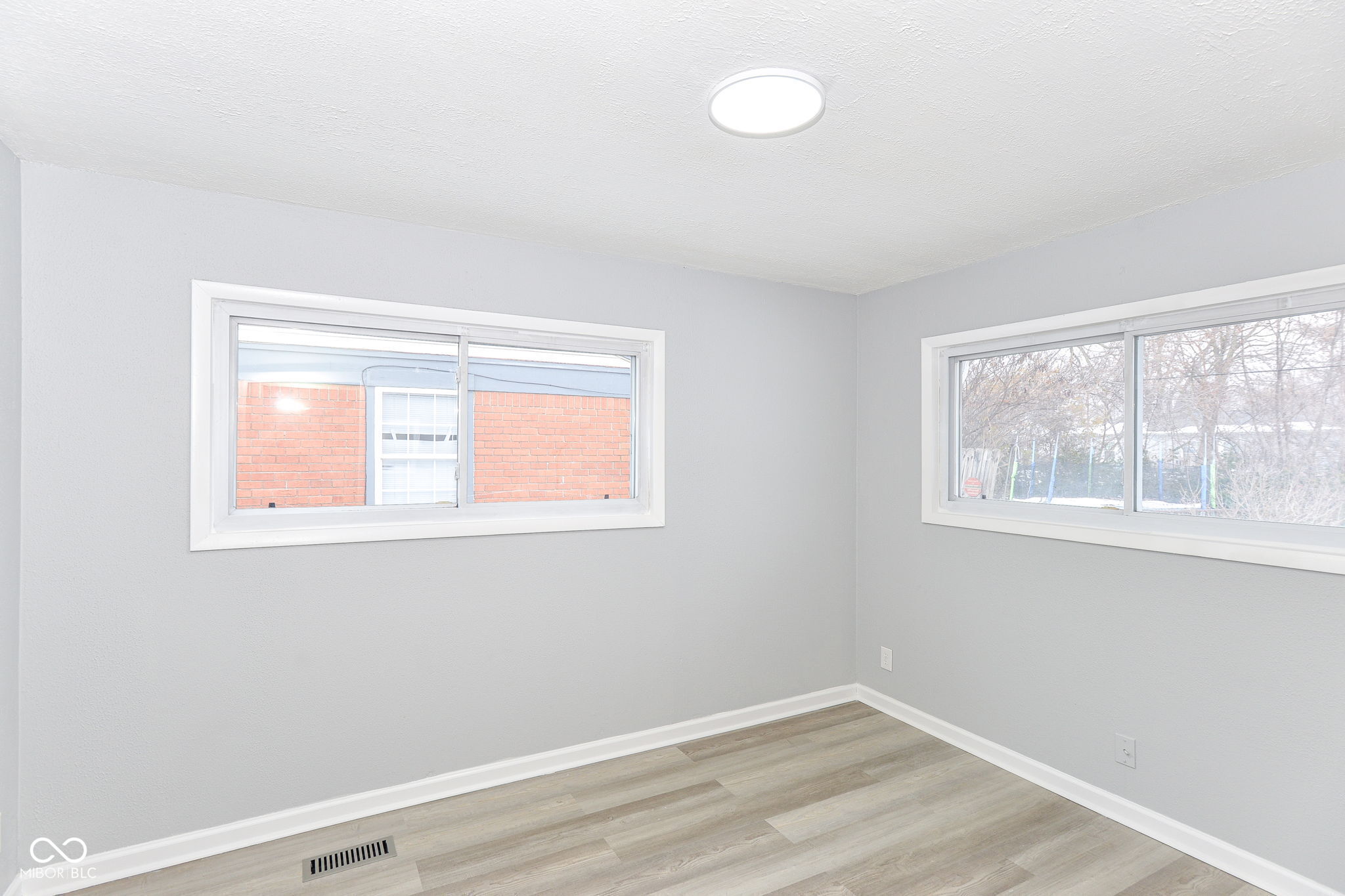 2625 Sickle Road Indianapolis, IN 46219 - Photo 5 of 29