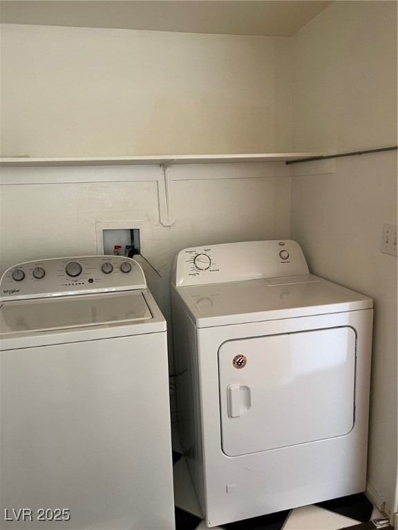 212 Silver Castle Street Las Vegas, NV 89144 - Photo 11 of 24 Laundry area featuring washer and clothes dryer and laundry area