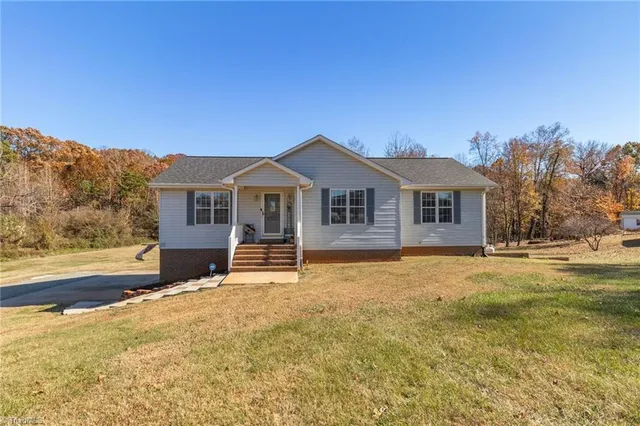$279,000 | 141 Baxter Court, Lexington, NC 27292