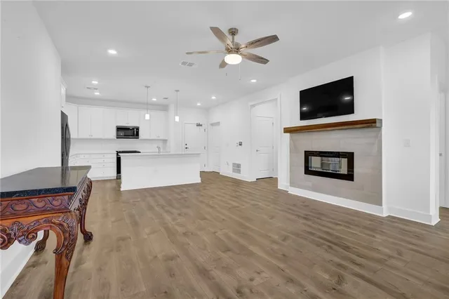 $457,000 | 3211 Orwell Way, Unit 4404, Cumming, GA 30041