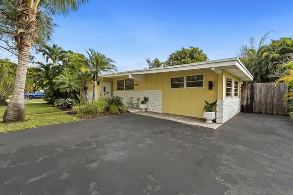 $4,000 | 708 Westwind Drive, North Palm Beach, FL 33408