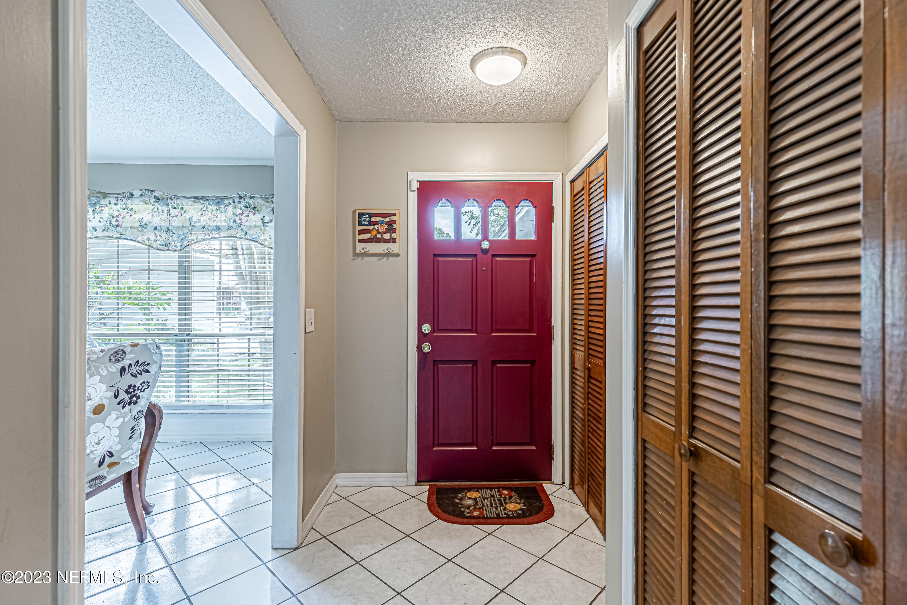 8465 Hamden Road Jacksonville, FL 32244 - Photo 18 of 52 Foyer