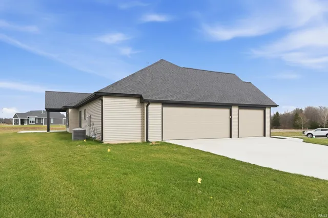 $579,000 | 2088 Seward Lake Pass, Fort Wayne, IN 46814