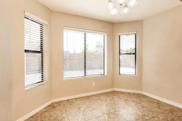 $2,605 | 5539 East Elena Avenue, Mesa, AZ 85206