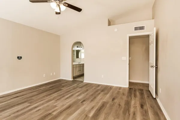 $2,605 | 5539 East Elena Avenue, Mesa, AZ 85206