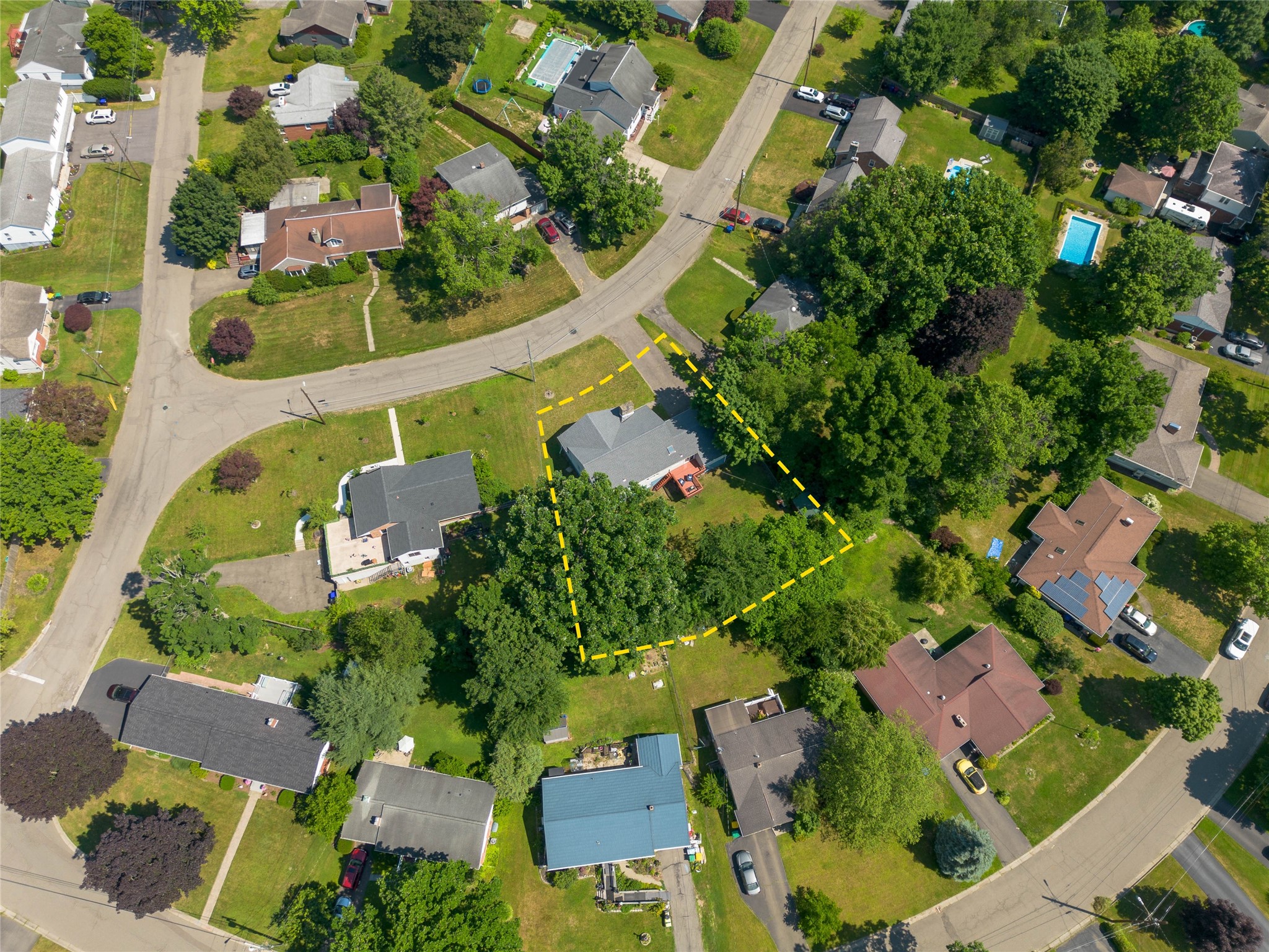 233 Wright Road Vestal, NY 13850 - Photo 5 of 49