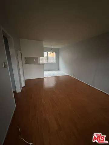 $1,600 | 961 South Kenmore Avenue, Los Angeles, CA 90006