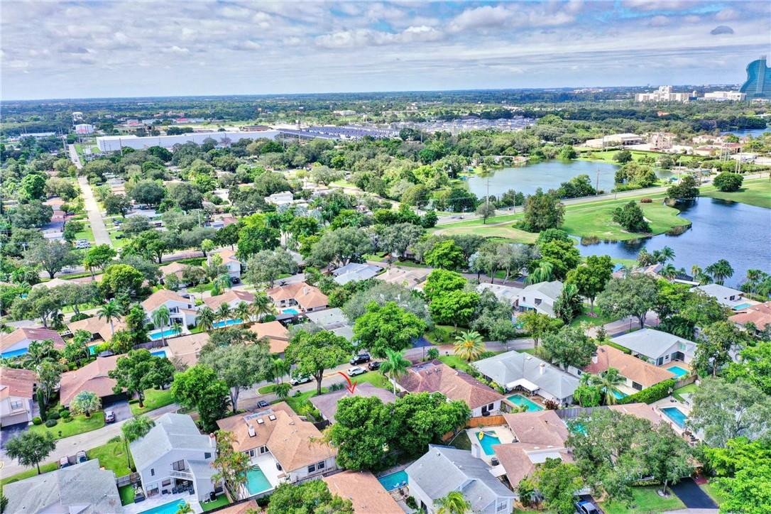 106 Kensington Road Hollywood, FL 33021 - Photo 41 of 42 a view of a city