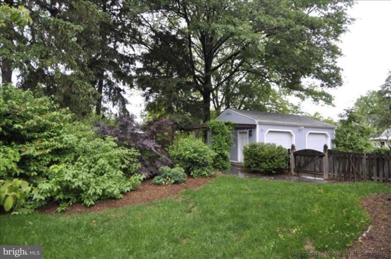 10130 Greenock Road Silver Spring, MD 20901 - Photo 22 of 30 Back yard