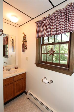 15 Old North Road Hudson, MA 01749 - Photo 22 of 27 Gallery Image 22