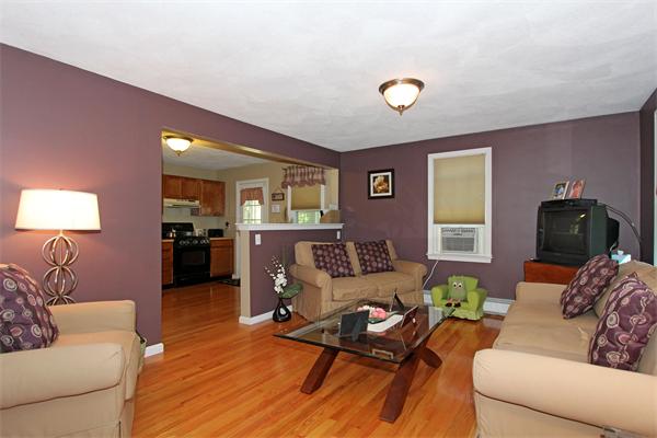 15 Old North Road Hudson, MA 01749 - Photo 5 of 27 Gallery Image 5
