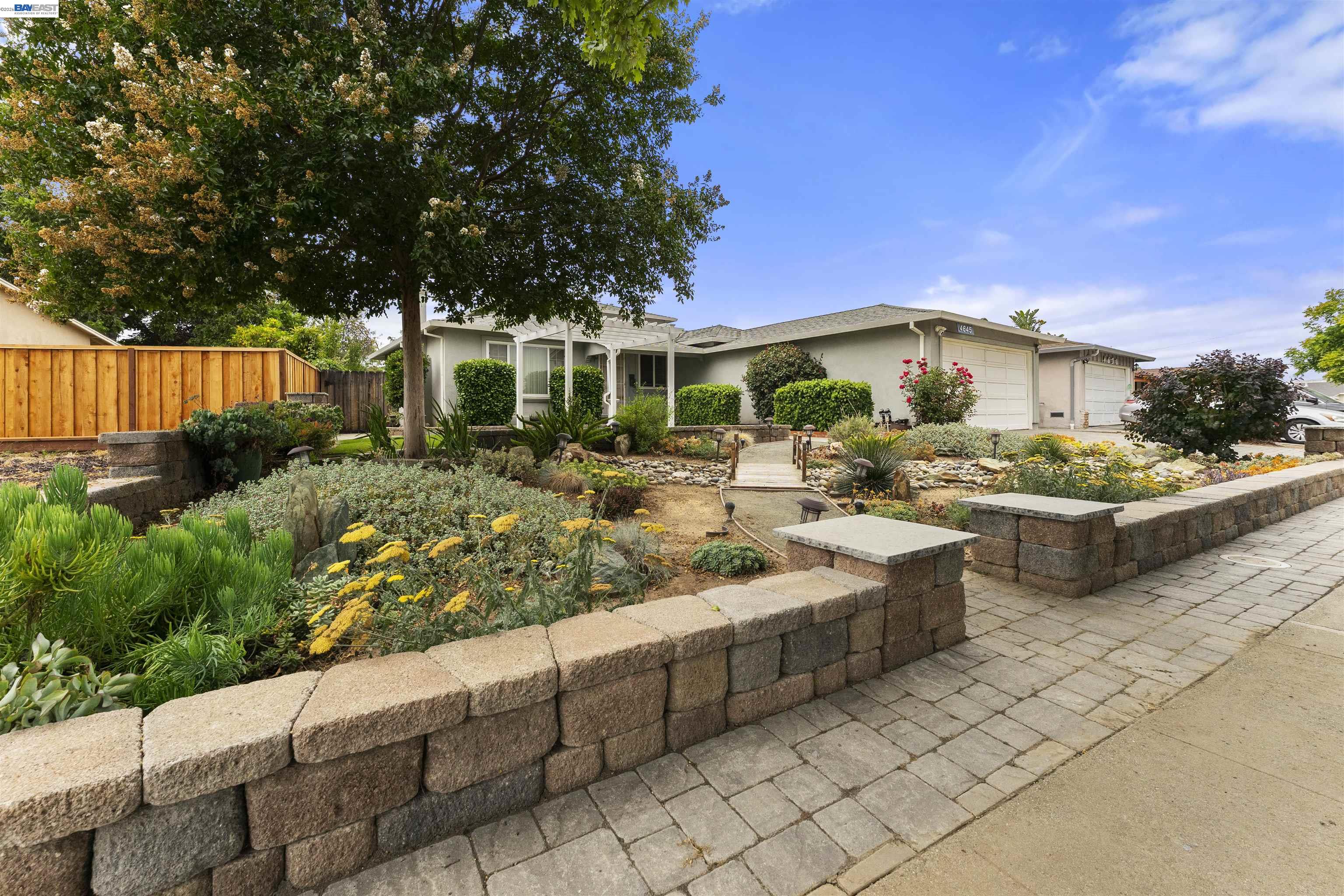 4645 Ridpath Street Fremont, CA 94538 - Photo 4 of 59 Gallery Image 4