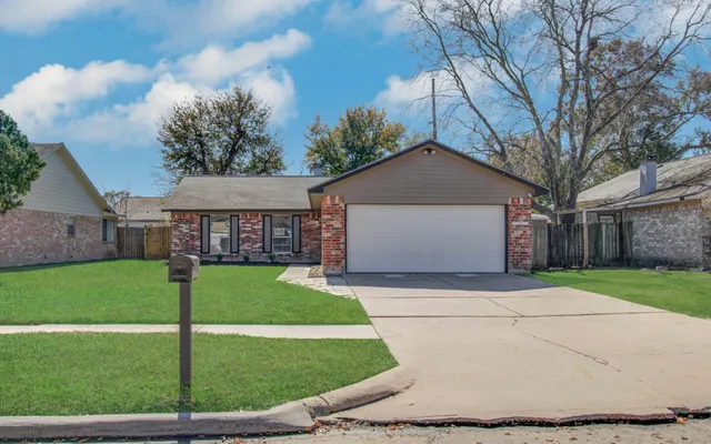 $2,100 | 13843 Rosetta Drive, Cypress, TX 77429