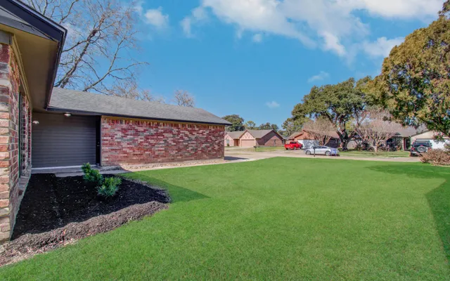 $2,100 | 13843 Rosetta Drive, Cypress, TX 77429