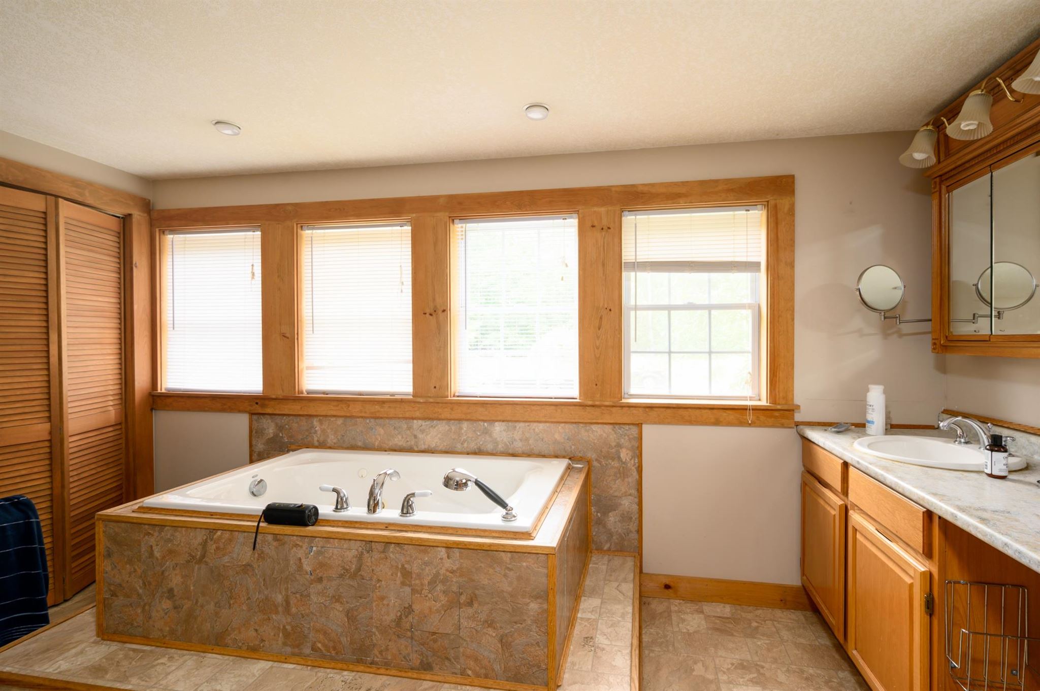 205 Tamworth Road Tamworth, NH 03886 - Photo 26 of 34 Gallery Image 26