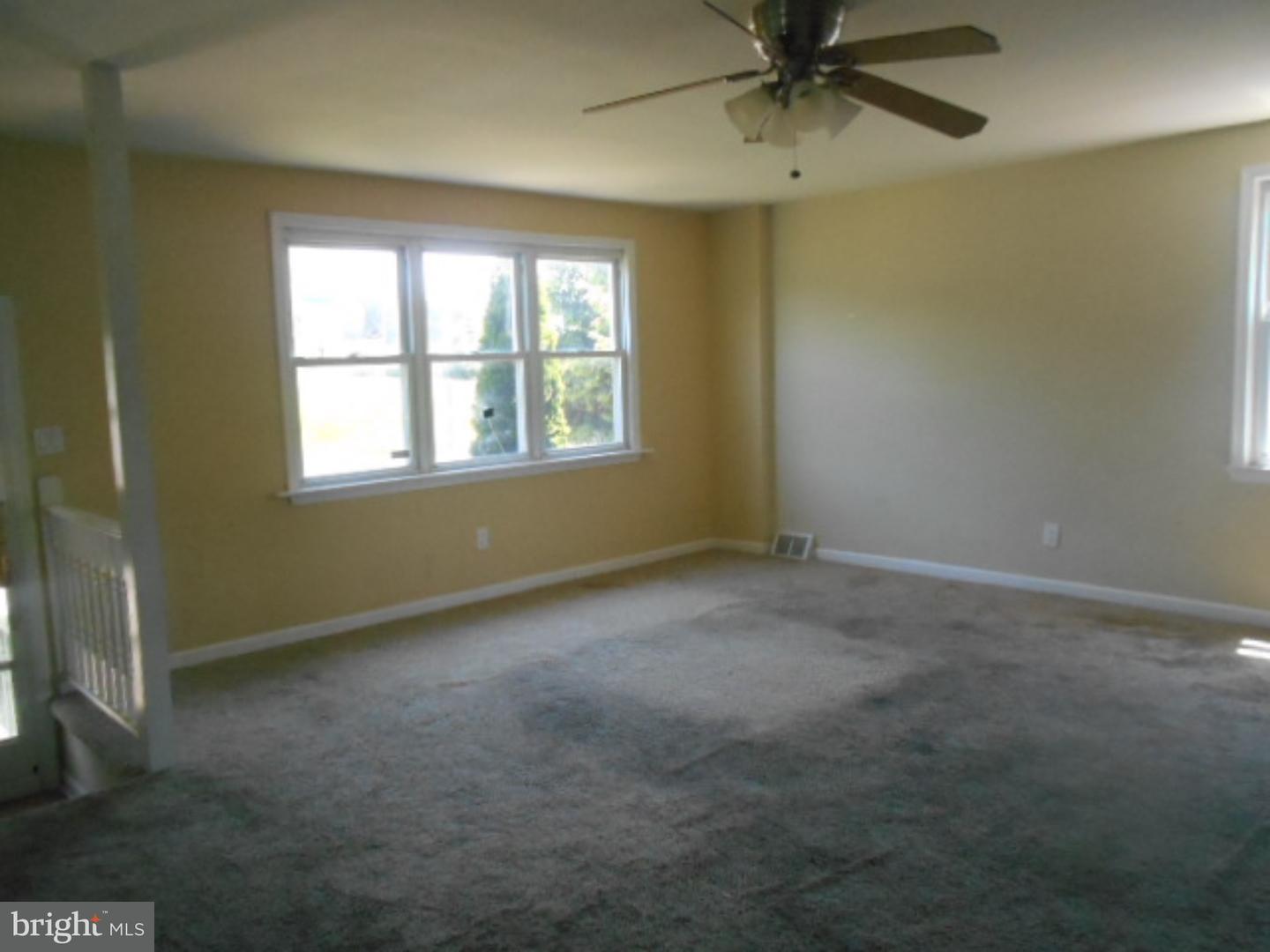 1374 Adair Road Brookhaven, PA 19015 - Photo 3 of 15 Living Room