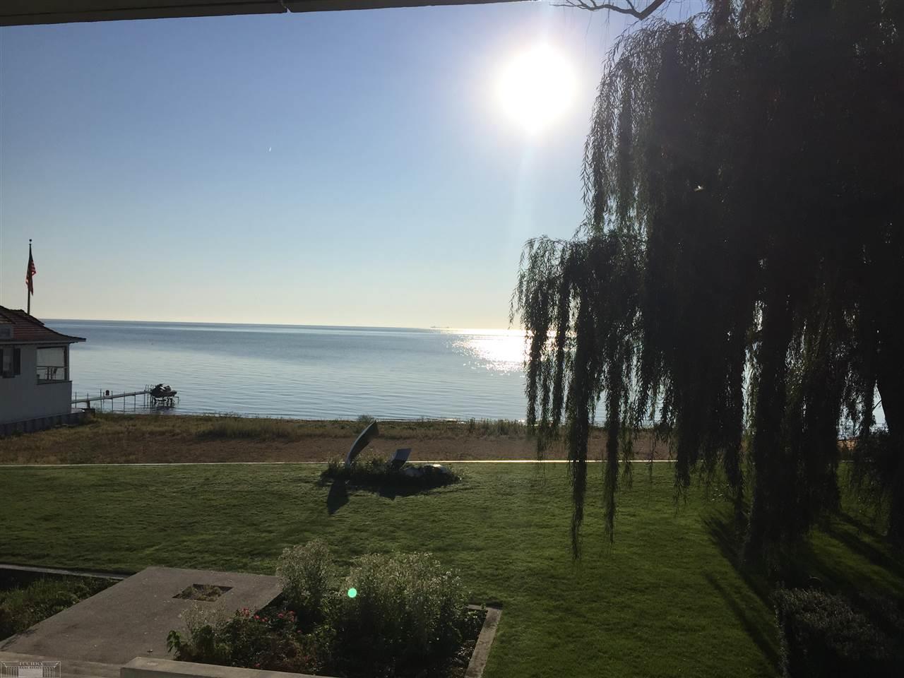 874 Lake Shore Road Grosse Pointe Shores, MI 48236 - Photo 8 of 19