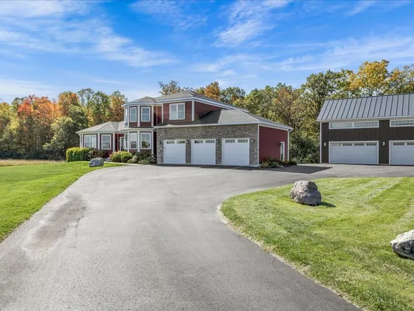 $1,649,000 | 270 Sutton Farm Drive, Shelburne, VT 05482