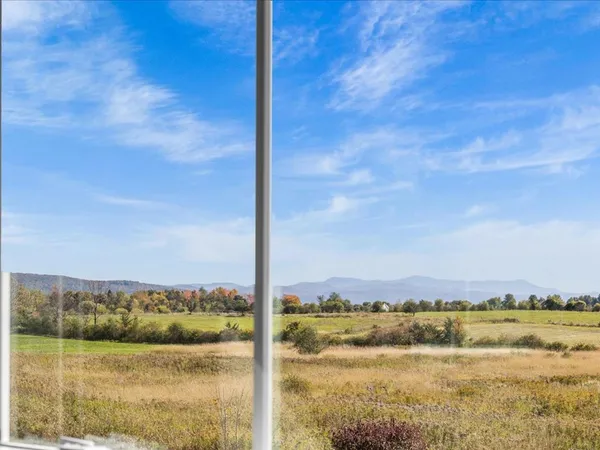$1,649,000 | 270 Sutton Farm Drive, Shelburne, VT 05482
