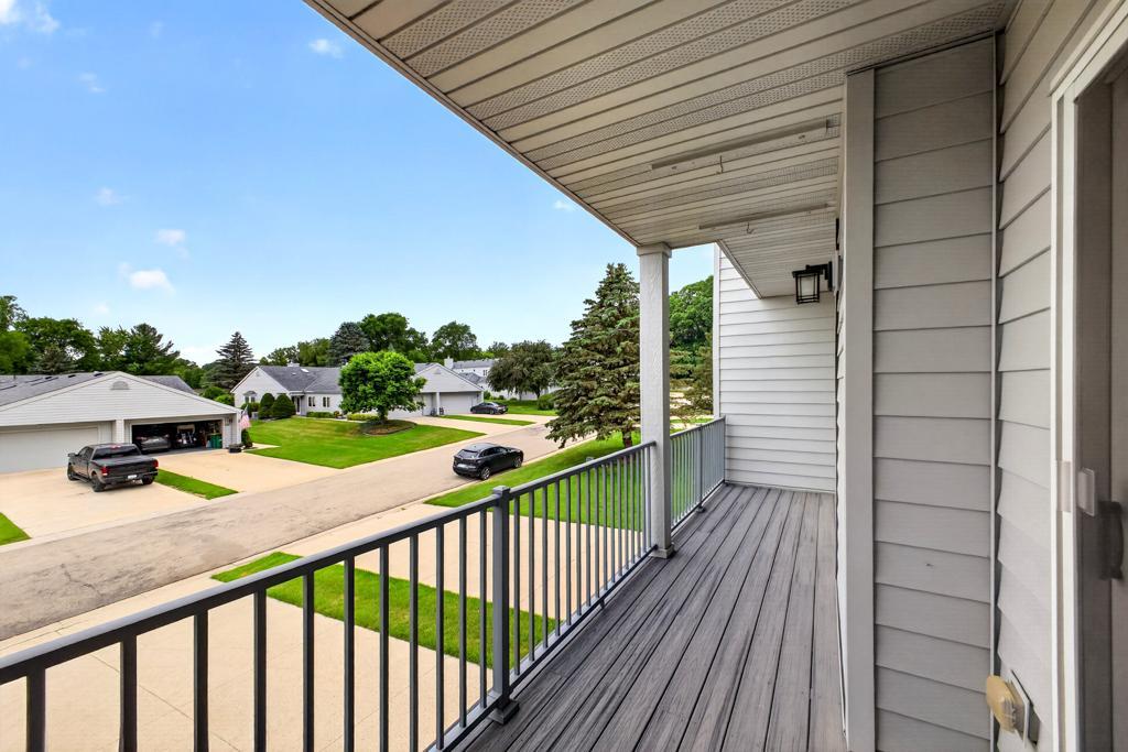 4865 Tee Court Southwest Rochester, MN 55902 - Photo 7 of 39