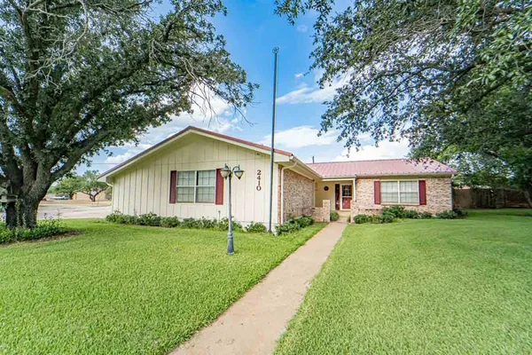$249,000 | 2410 Sha Lane, Breckenridge, TX 76424