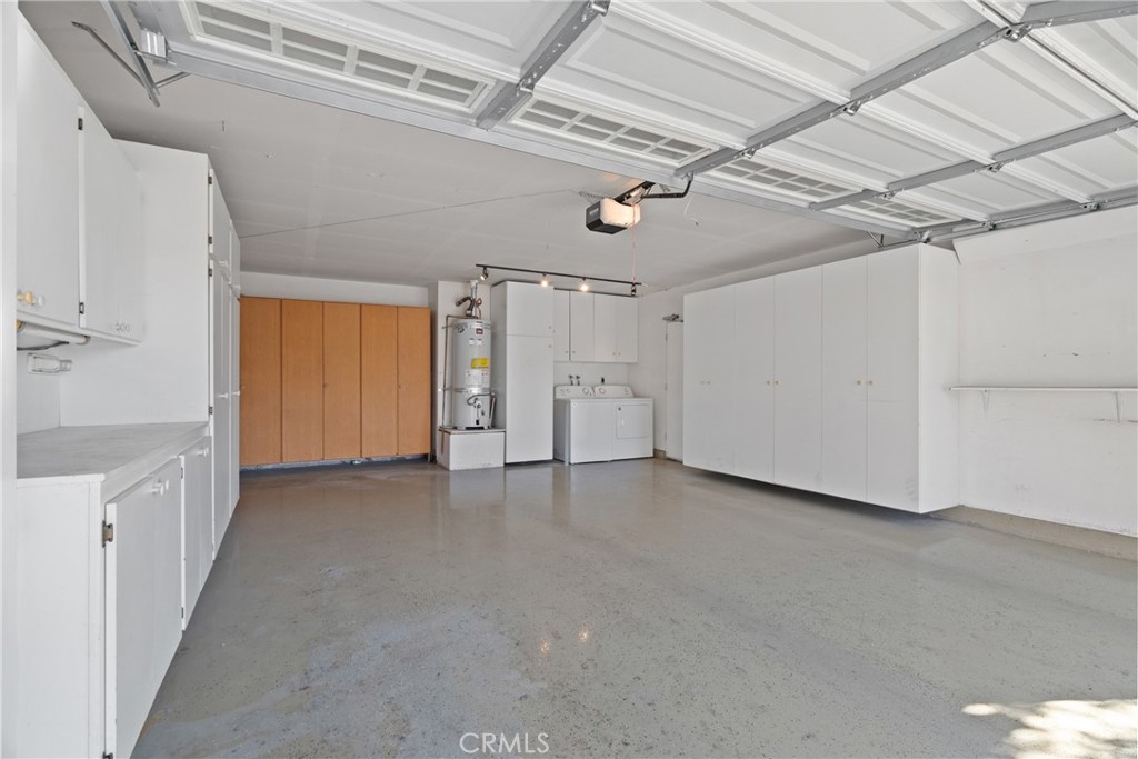 5772 Riviera Avenue Banning, CA 92220 - Photo 44 of 60 a view of an empty room