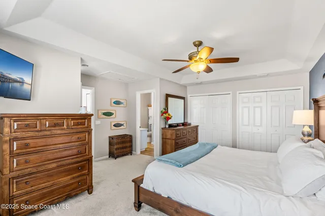 a bathroom with a sink vanity and a mirror