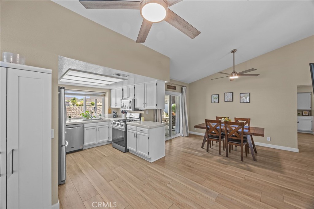 27308 Rio Vista Drive Menifee, CA 92586 - Photo 12 of 42