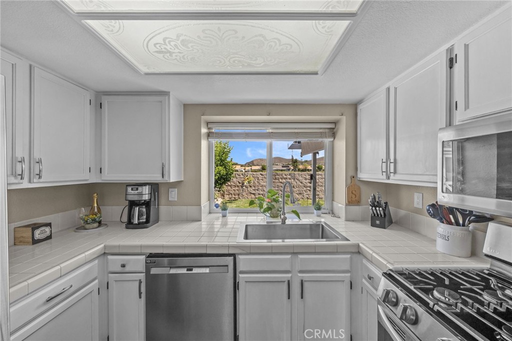 27308 Rio Vista Drive Menifee, CA 92586 - Photo 15 of 42
