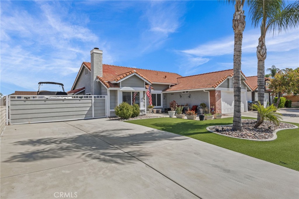 27308 Rio Vista Drive Menifee, CA 92586 - Photo 2 of 42