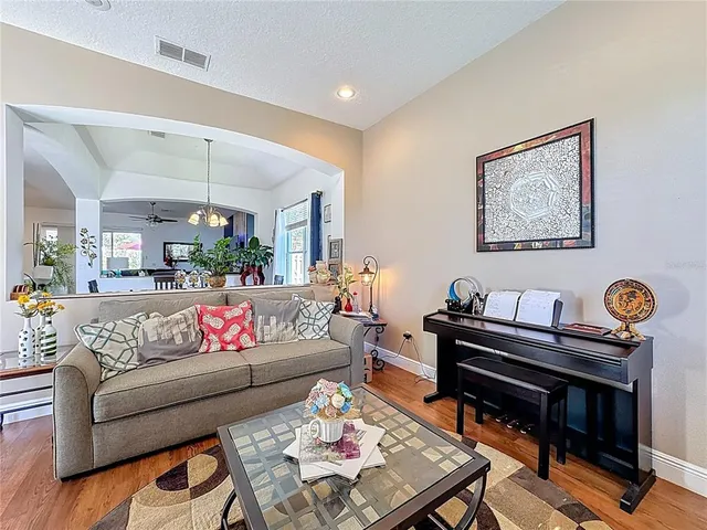 $600,000 | 8463 Dover View Lane, Orlando, FL 32829