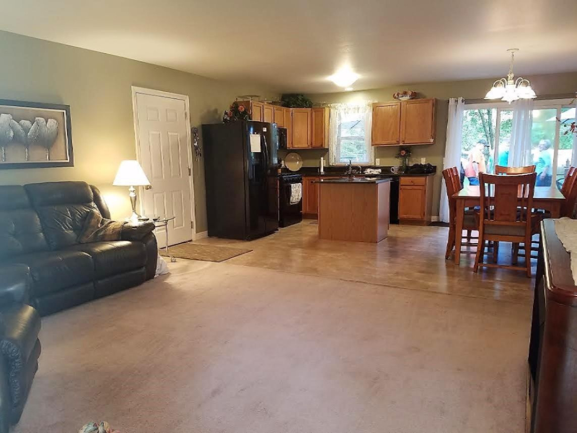 2173 East River Road Muskegon, MI 49445 - Photo 8 of 18 15