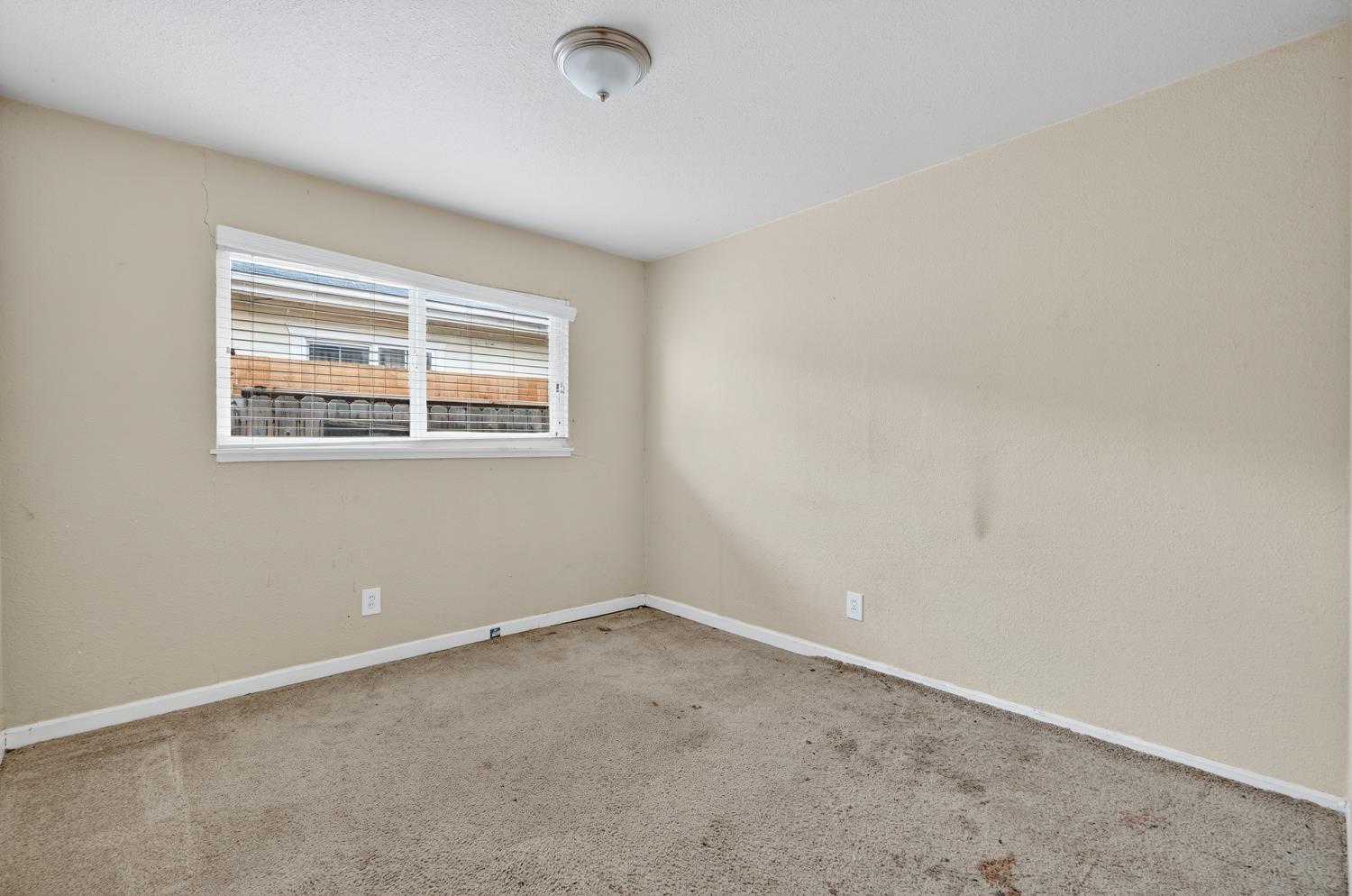 48 West Leland Road Pittsburg, CA 94565 - Photo 12 of 28