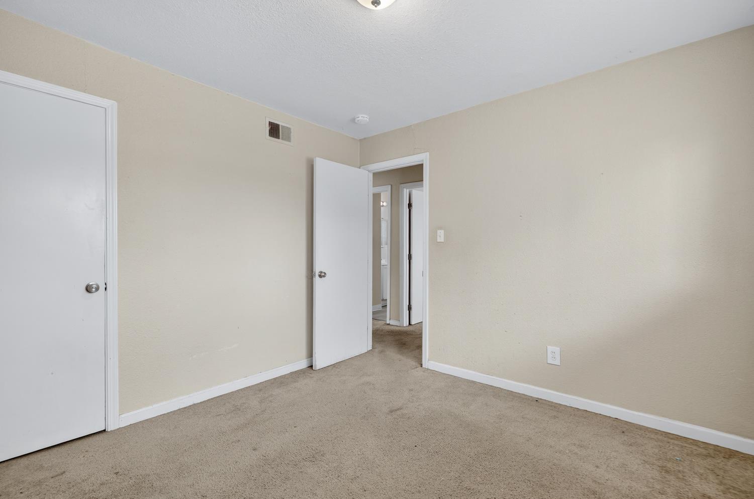 48 West Leland Road Pittsburg, CA 94565 - Photo 16 of 28