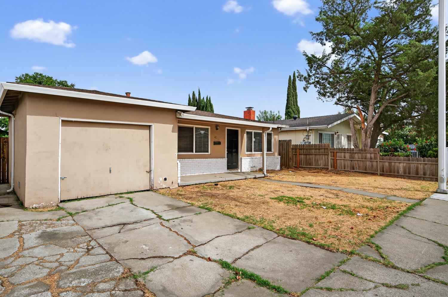 48 West Leland Road Pittsburg, CA 94565 - Photo 3 of 28