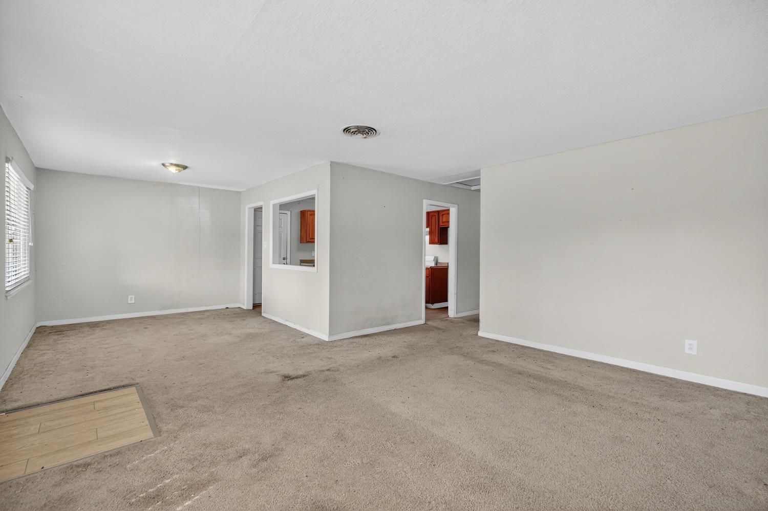 48 West Leland Road Pittsburg, CA 94565 - Photo 7 of 28