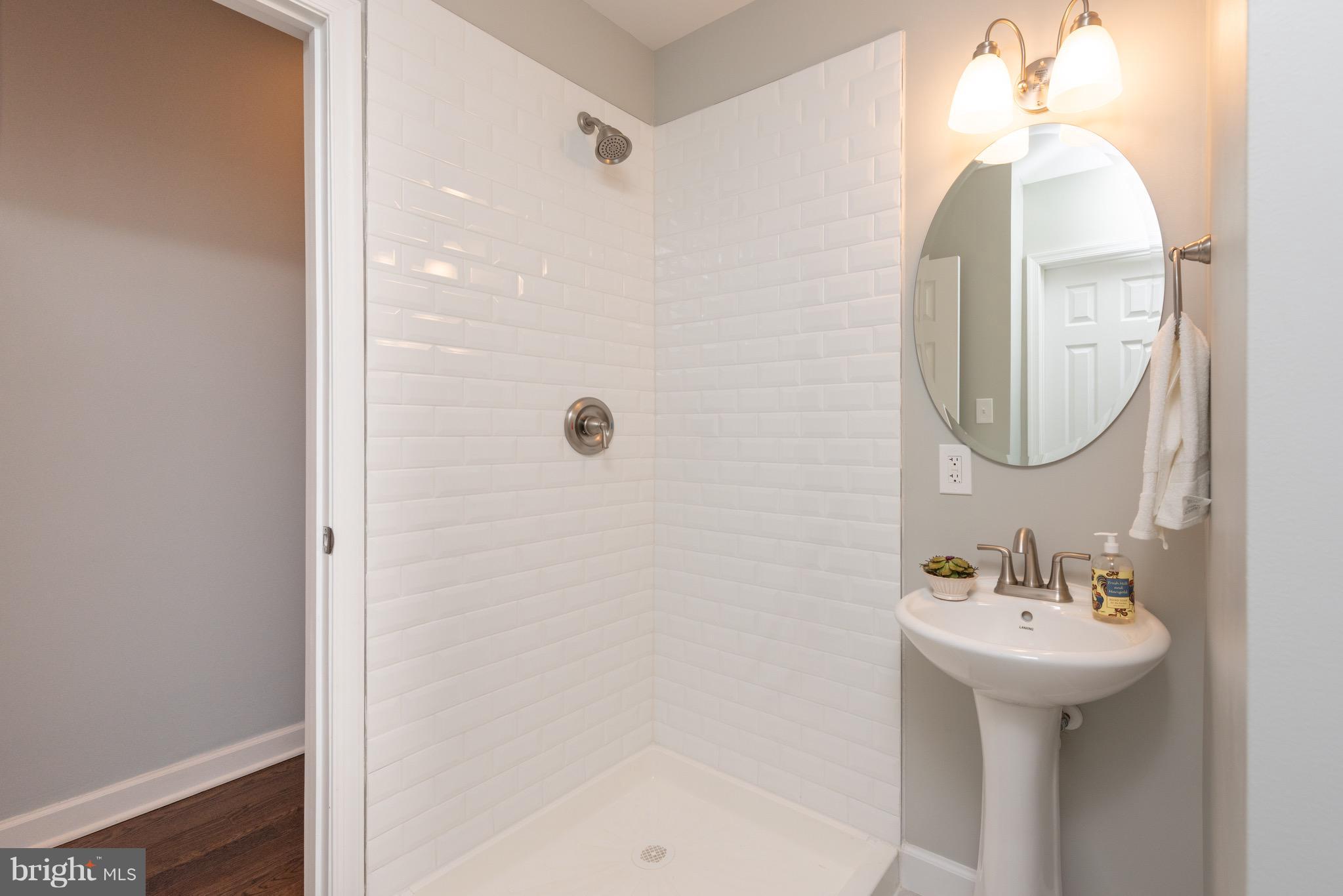 317 R Street Northwest, Unit 1 Washington, DC 20001 - Photo 10 of 14 Bath