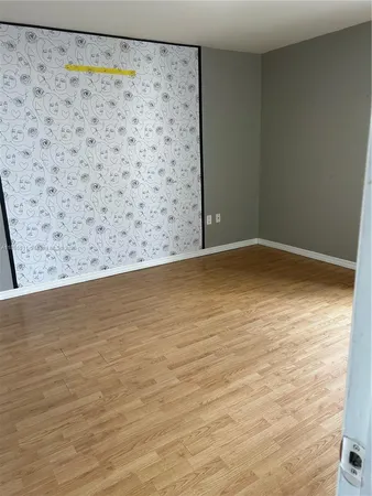 $2,100 | 7035 Northwest 186th Street, Unit D107, Hialeah, FL 33015