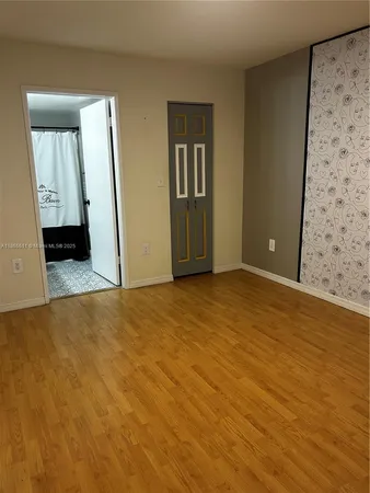 $2,100 | 7035 Northwest 186th Street, Unit D107, Hialeah, FL 33015