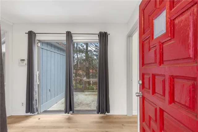 $2,800 | 264 Jones Drive, Roswell, GA 30075