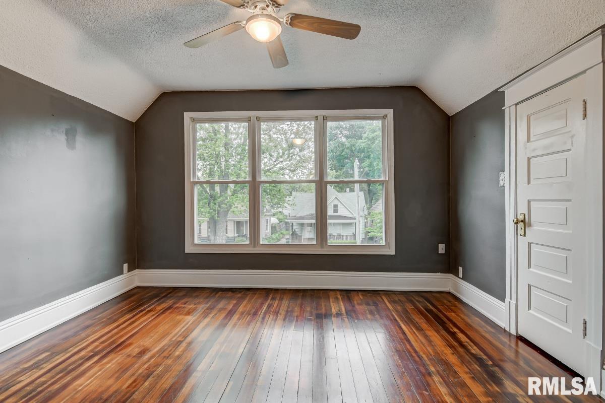 407 South Adelia Street Springfield, IL 62704 - Photo 23 of 38 Gallery Image 23