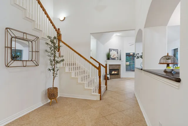 a view of entryway and hall