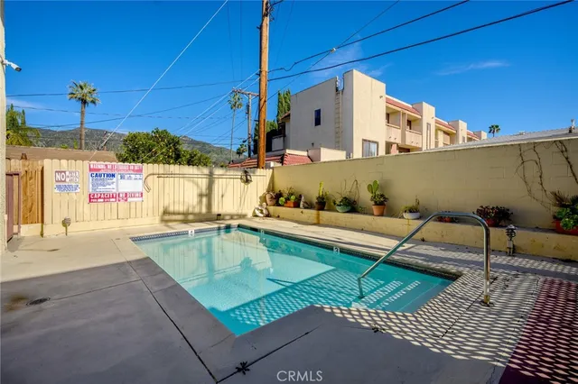 $798,000 | 1162 Winchester Avenue, Unit K, Glendale, CA 91201