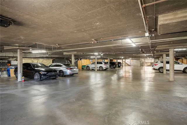 $798,000 | 1162 Winchester Avenue, Unit K, Glendale, CA 91201