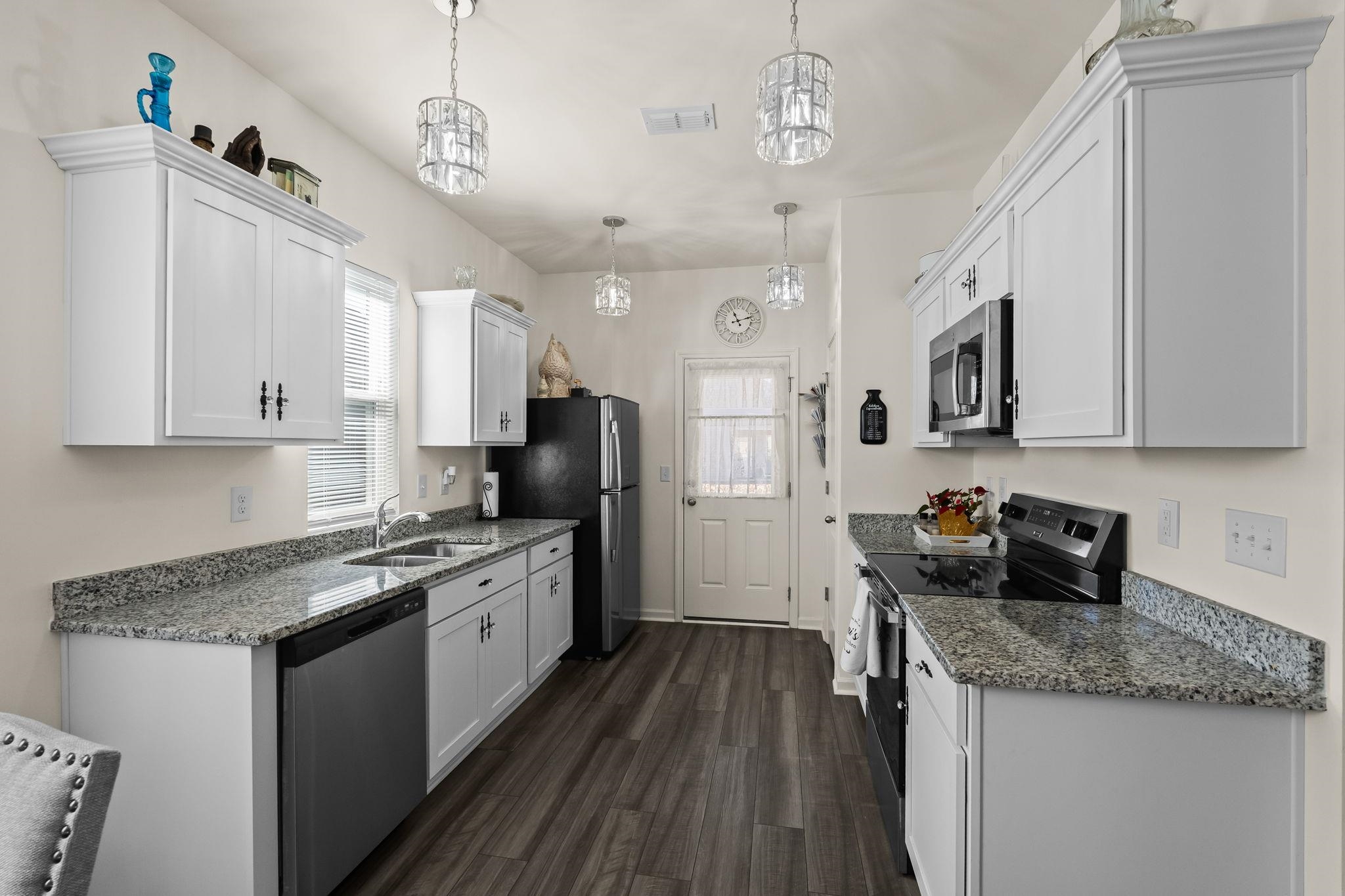 305 Cornhusker Drive Conway, SC 29526 - Photo 7 of 40