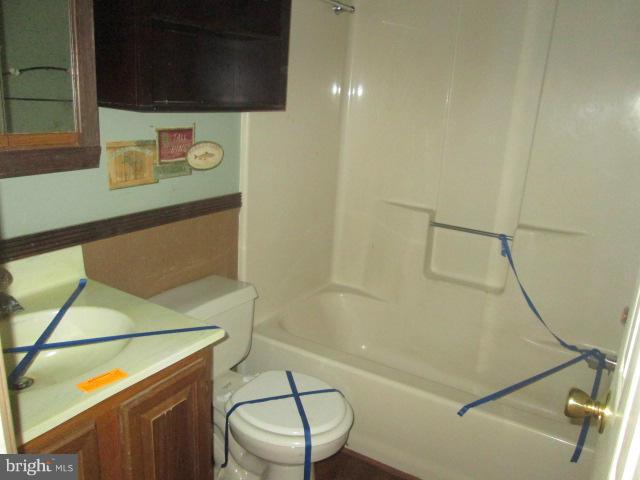 748 Rattlesnake Road Lusby, MD 20657 - Photo 4 of 13 Bath