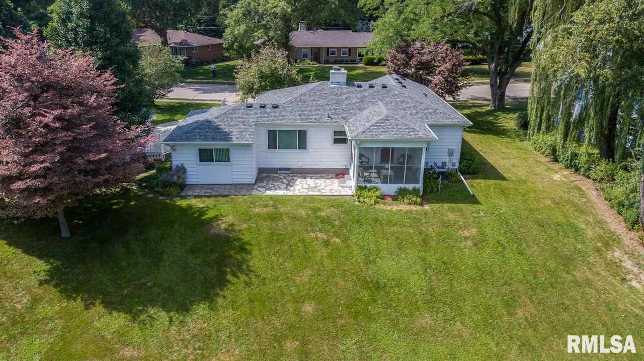 2121 Fairhaven Road Davenport, IA 52803 - Photo 23 of 23 Gallery Image 23