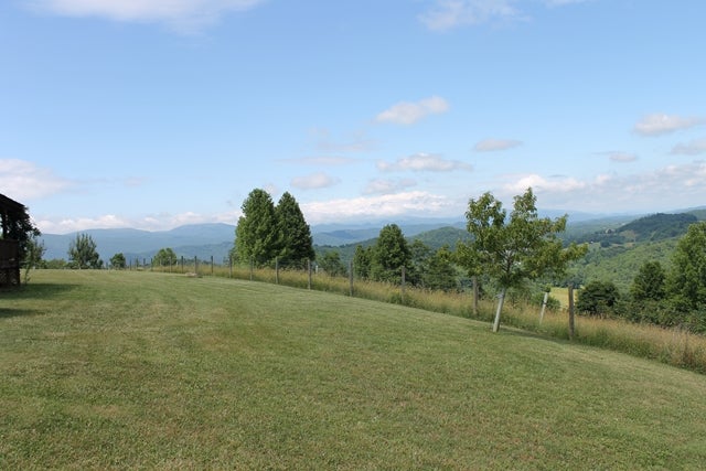 14054 Rattle Creek Road Abingdon, VA 24210 - Photo 17 of 26 Gallery Image 17