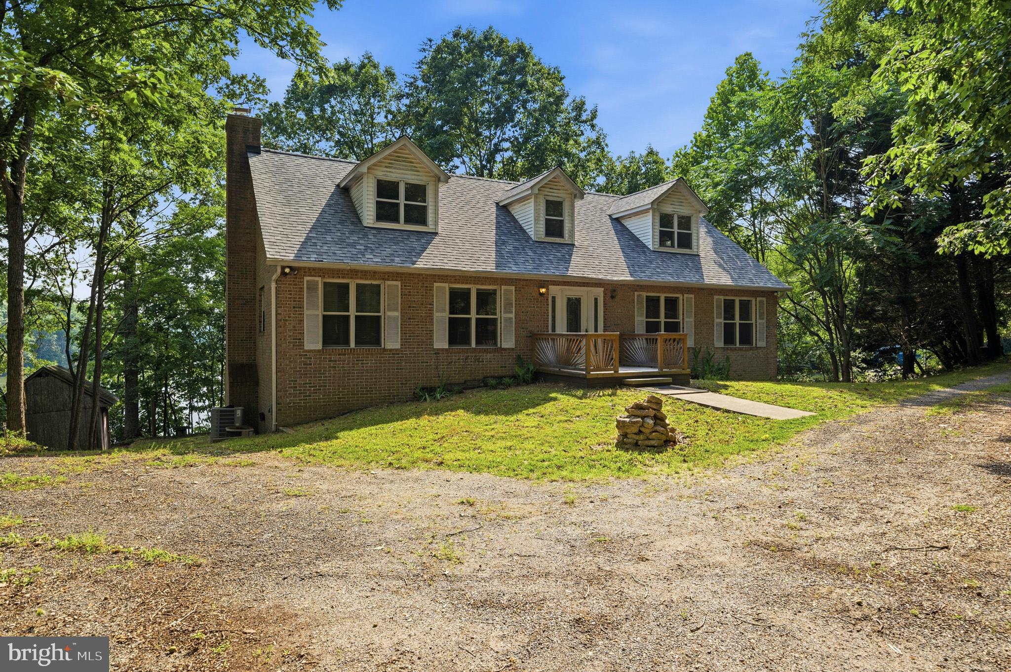 924 Chart Court Lusby, MD 20657 - Photo 5 of 82